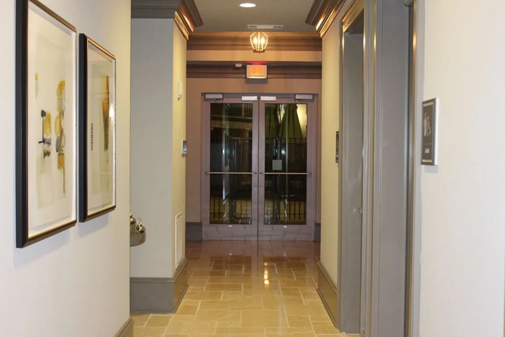 Room 14 of 30