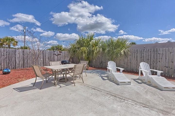 Terrace/Patio 13 of 21
