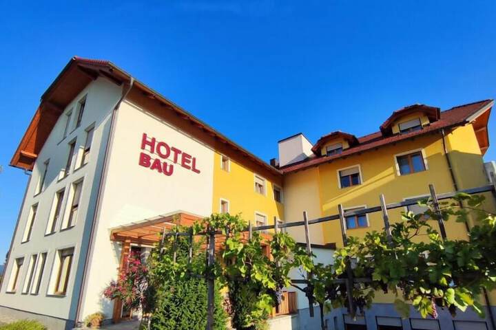 Hotel 49 of 49