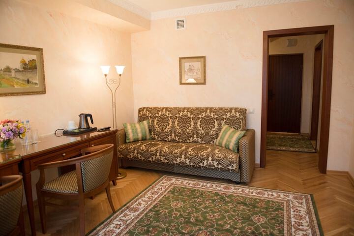 Room 15 of 68