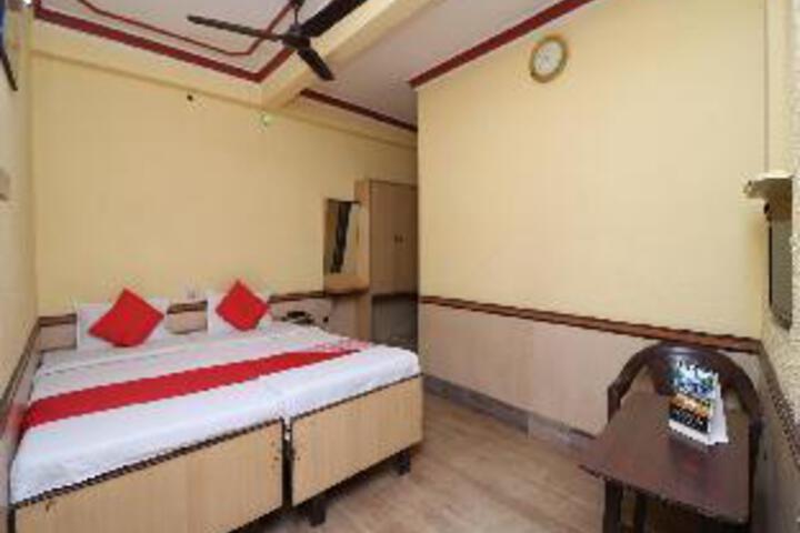 OYO Hotel Amrita
