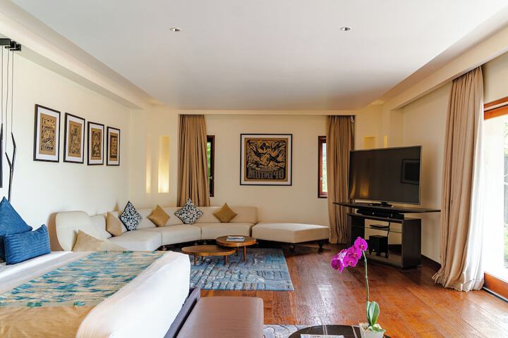 Room 19 of 125