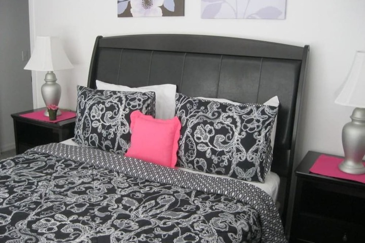 Room 3 of 9
