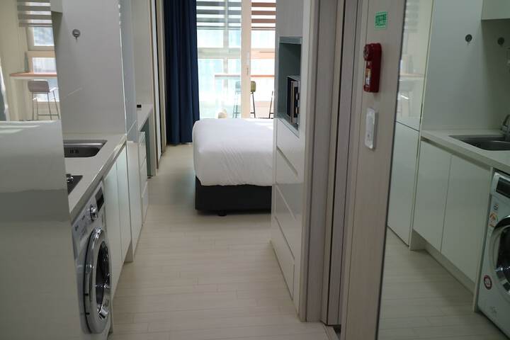 Room 5 of 27