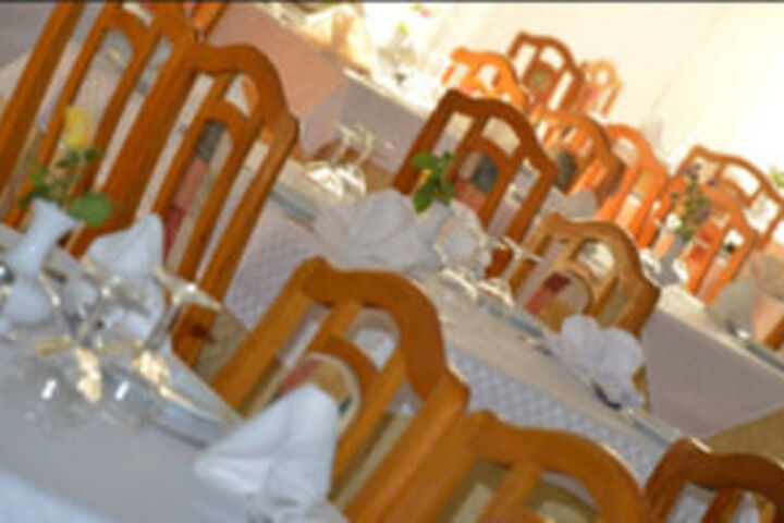 Dining 50 of 61