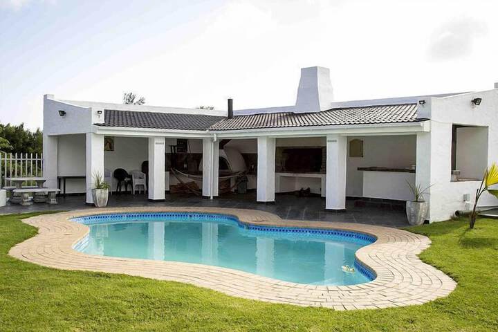 Pool 31 of 36