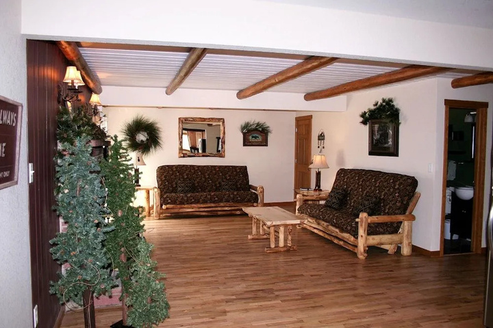 Image of Rocky Mountain Retreat 1A by Rocky Mountain Resorts