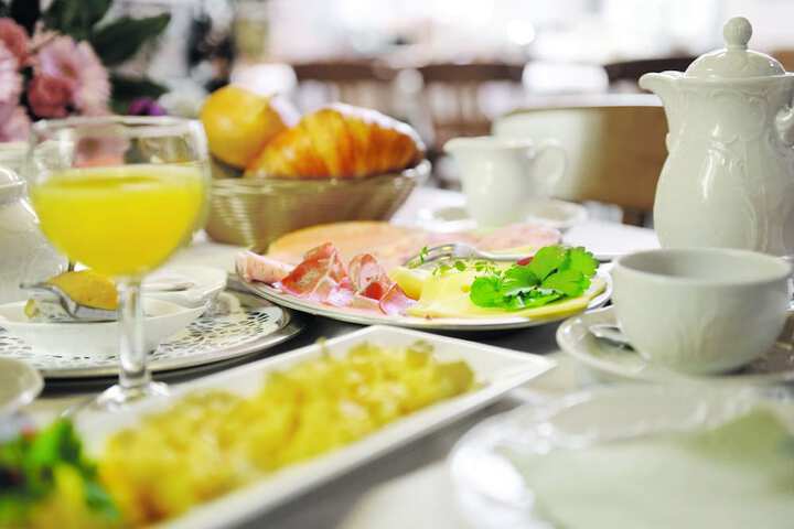 Breakfast/Coffee Service 9 of 9