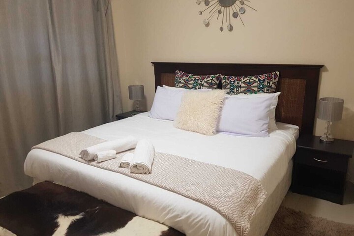 Room 6 of 15