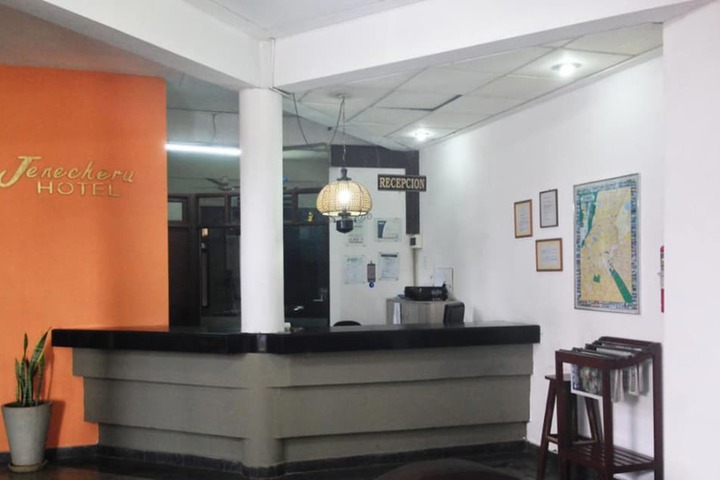 Hero Image 1 of 45