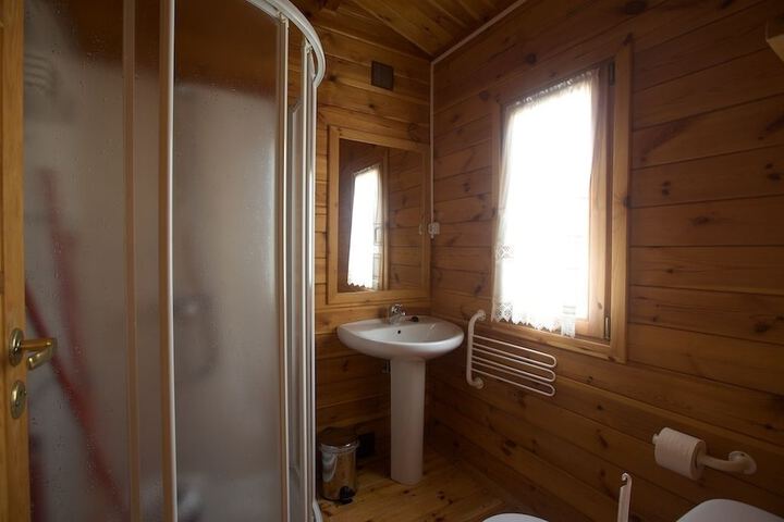 Clean Restrooms