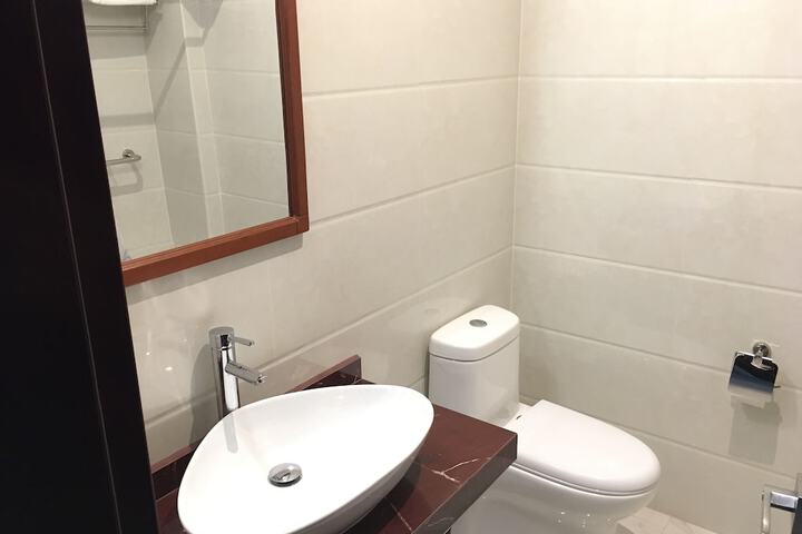 Room 12 of 23
