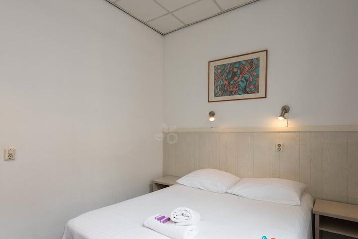 Room 40 of 55