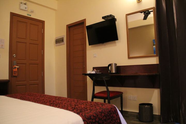 Room 5 of 55