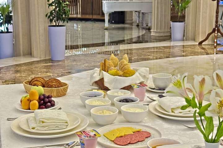 Breakfast/Coffee Service 34 of 45