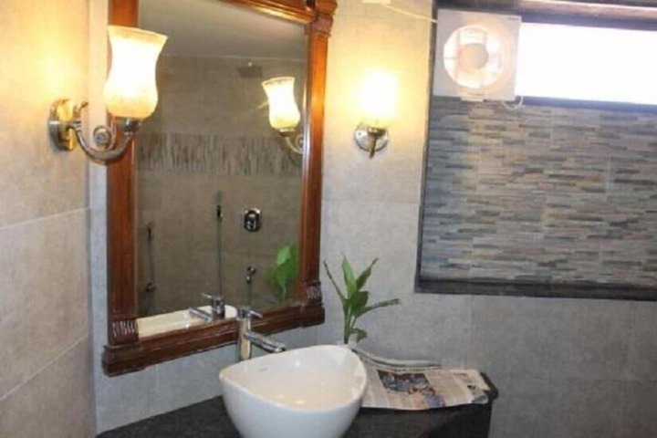 Clean Restrooms