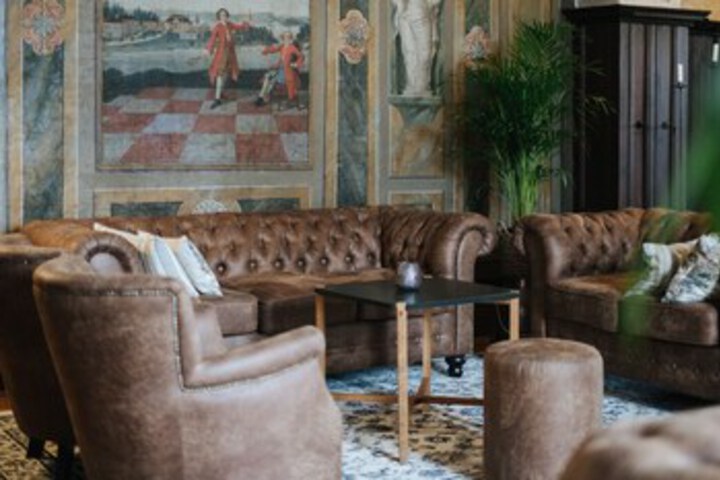 Hotel Interior 37 of 115