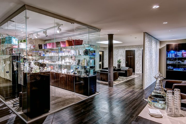 Lobby Entry