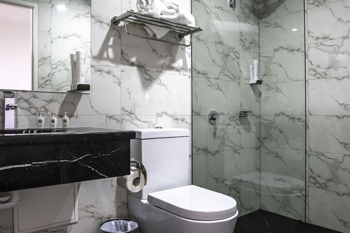 Clean Restrooms