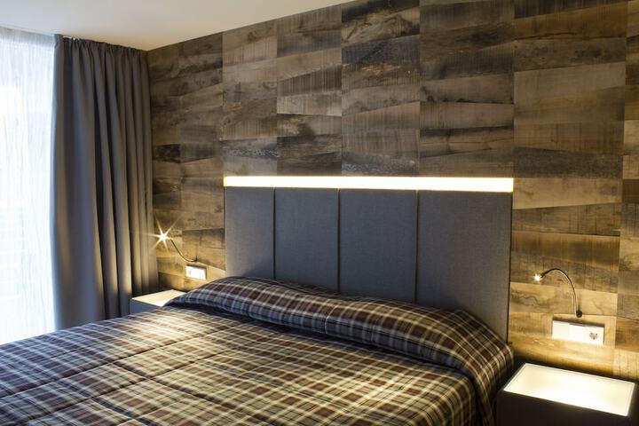 Room 7 of 53