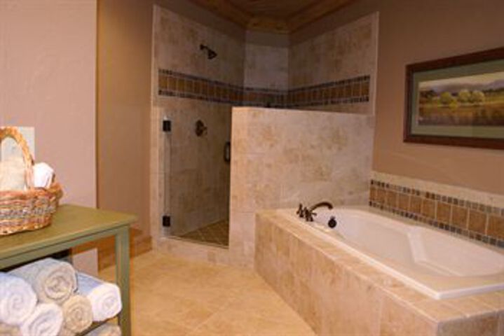 Room 2 of 10