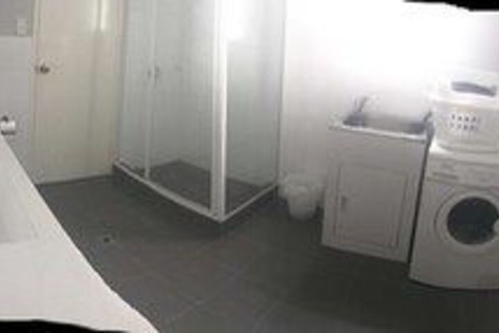 Room 17 of 94
