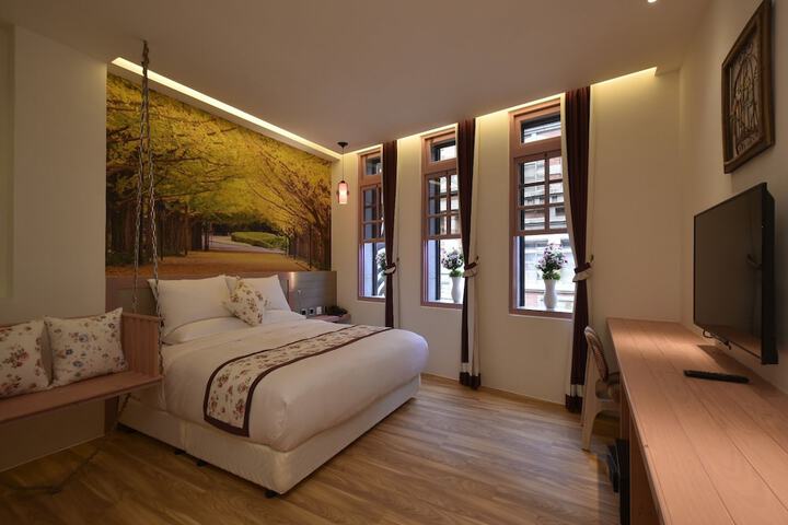 Room 25 of 58