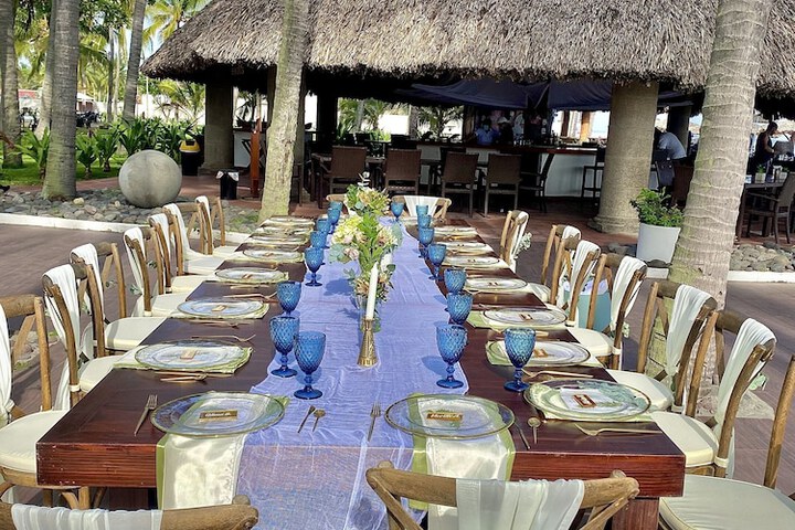 Dining 116 of 189
