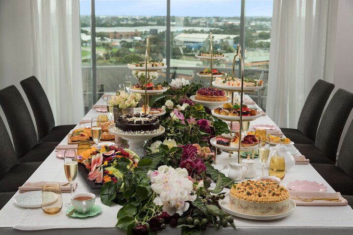 Dining Photos