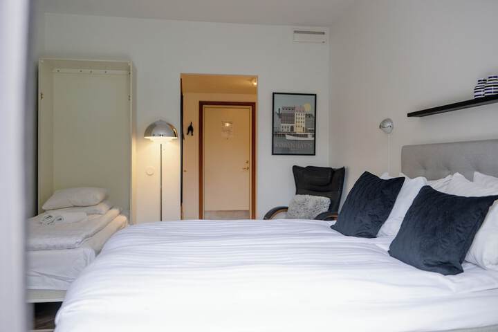 Room 52 of 109