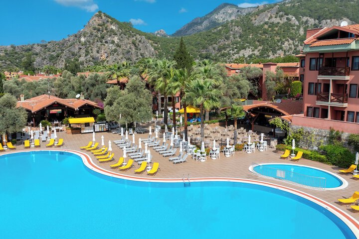 Hotel 5 of 61
