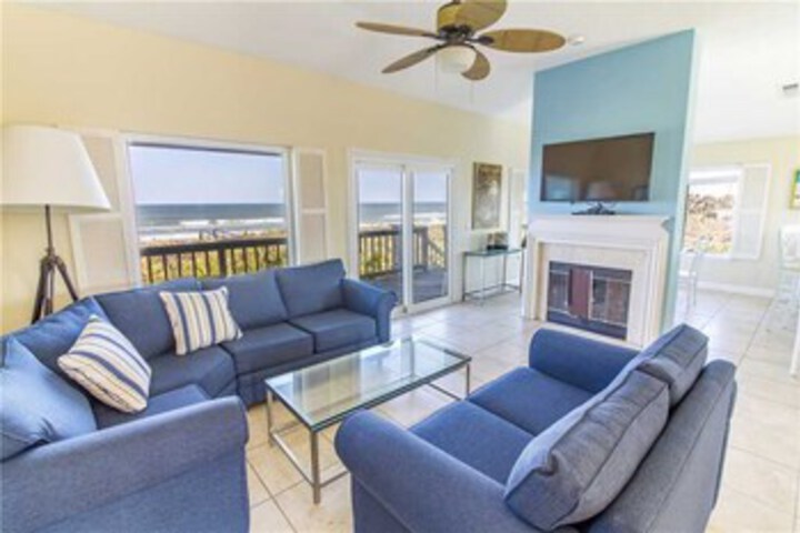 Harmony Beach House 3 Bedrooms, Beach Front, Sleeps 11