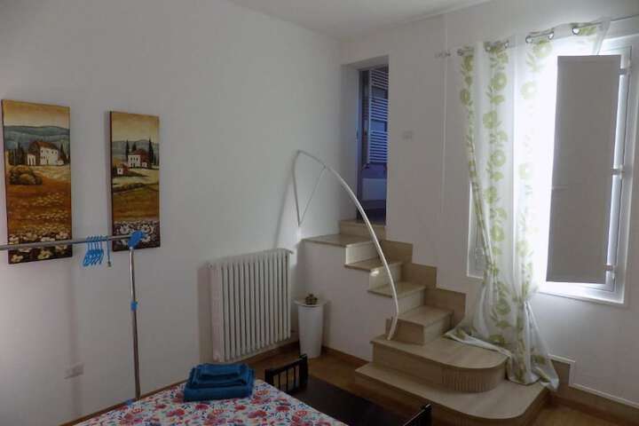 Room 14 of 15