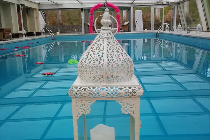 Pool 32 of 62