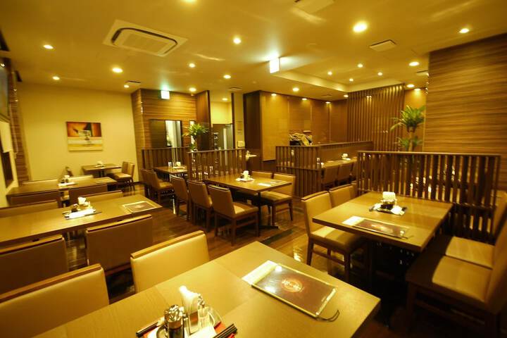 Dining Photos