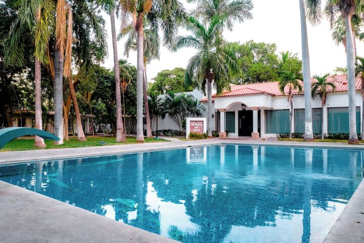 Pool 92 of 179