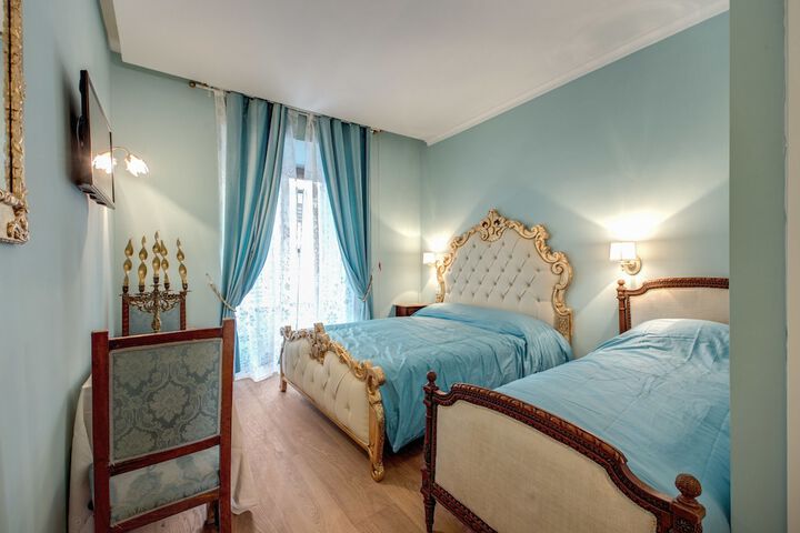 Room 8 of 42
