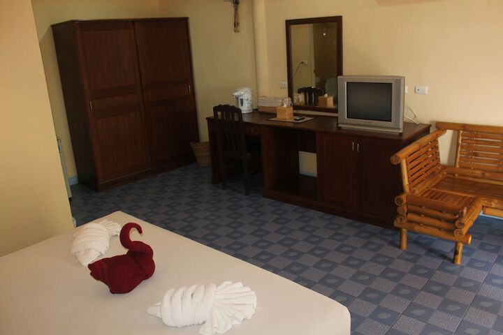 Room 37 of 49