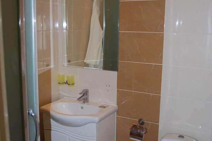Room 35 of 50