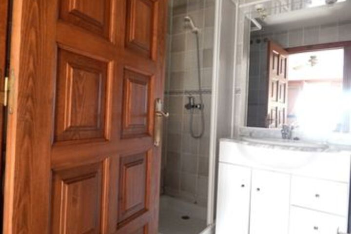 Room 3 of 11