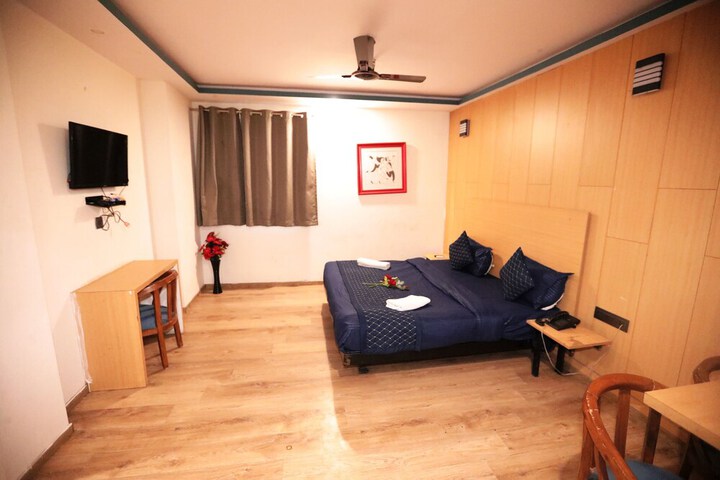 Room 20 of 29