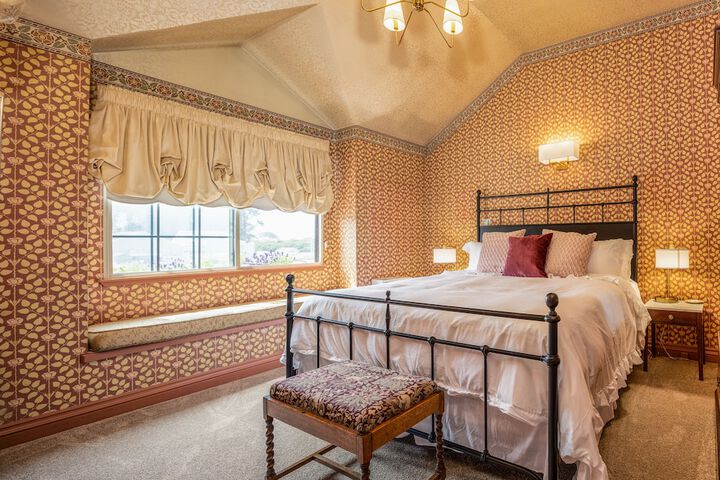 Room 15 of 50
