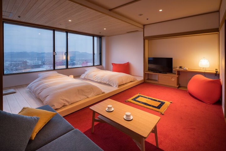 Room 10 of 52