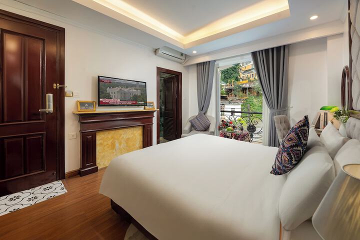 Room 35 of 94