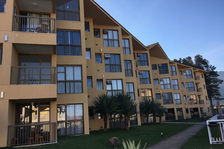 Hotel 2 of 64