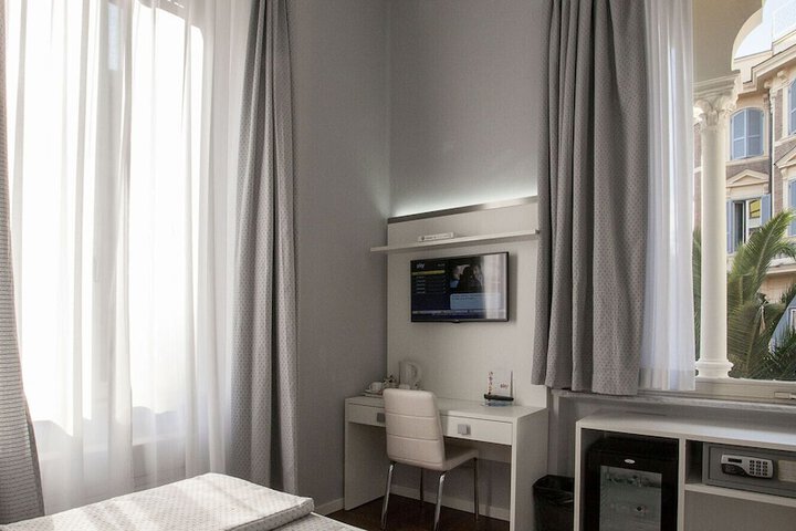 Room 21 of 41