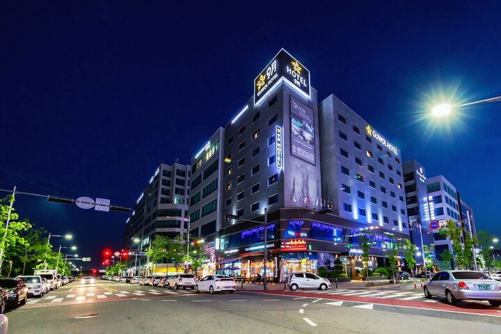 Hotel 42 of 42