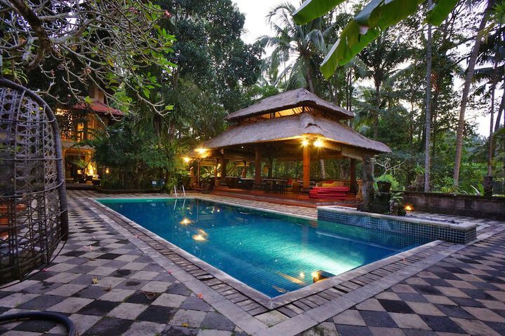 Pool 58 of 109