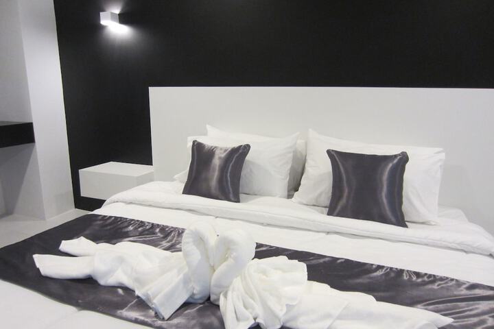 Room 17 of 63