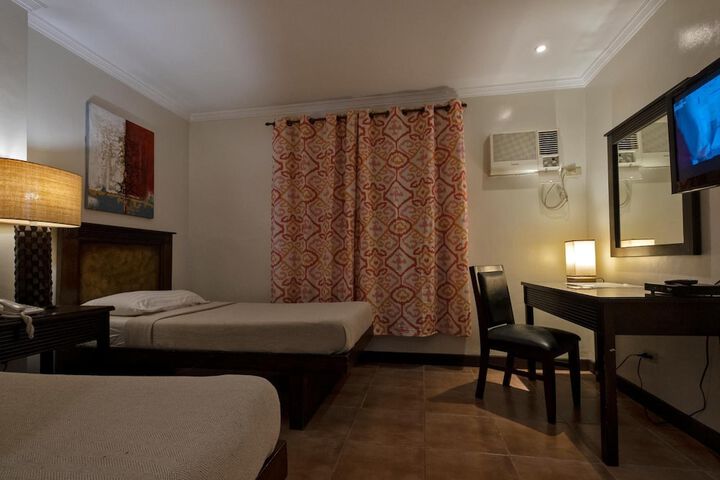 Room 30 of 50